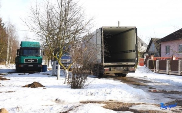 Стоянка фуры в Барановичах обошлась в 290 рублей Стоянка фуры в Барановичах обошлась в 290 рублей