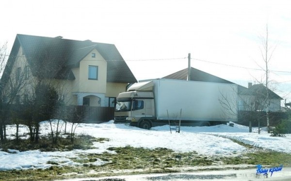 Стоянка фуры в Барановичах обошлась в 290 рублей Стоянка фуры в Барановичах обошлась в 290 рублей