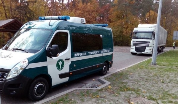 В Польше белорусской фуре запретили движение из-за изношенных тормозных дисков В Польше белорусской фуре запретили движение из-за изношенных тормозных дисков