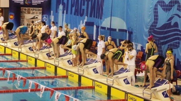 В Бресте 11-13 ноября пройдет открытый чемпионат Беларуси по плаванию на короткой воде. Программа соревнований