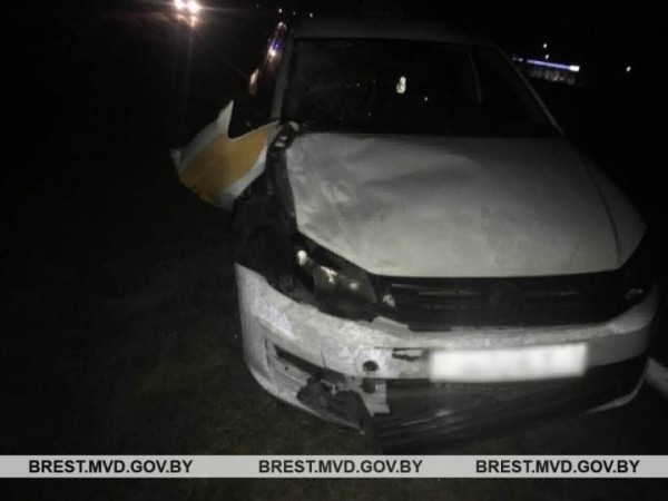 Возле Бреста насмерть сбили пешехода Возле Бреста насмерть сбили пешехода