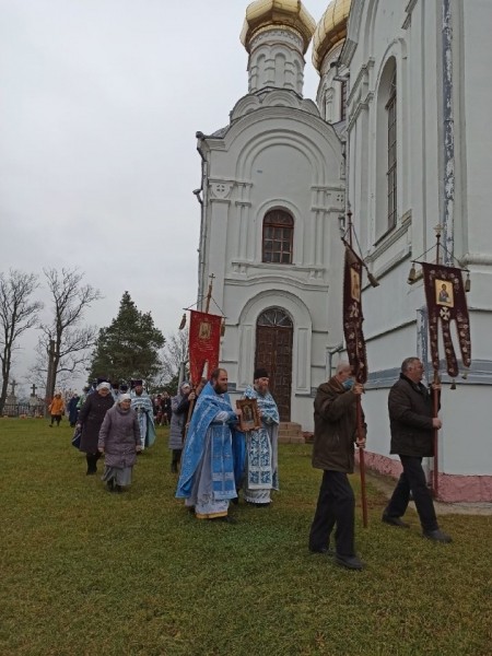 В Каменце состоялся крестный ход в день памяти иконы Божией Матери