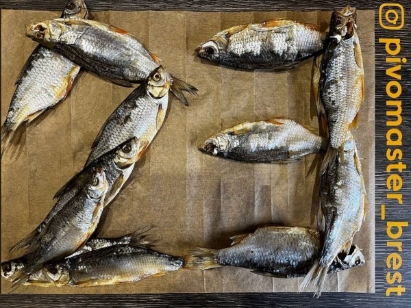 Сеть магазинов и спорт-баров «Пиво Мастер» дарит мужчинам скидку 23% на рыбку до конца месяца