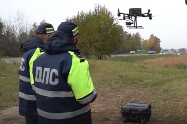 Спецподразделение ДПС «Стрела» МВД тестирует квадрокоптеры. Видео