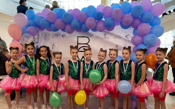 Дебютанты из «Фиесты» покорили международный конкурс «Я танцую» Дебютанты из «Фиесты» покорили международный конкурс «Я танцую»