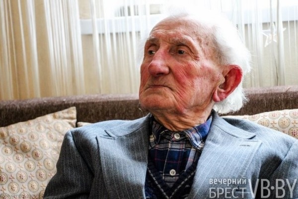 Печки-лавочки «Граевской слободы». Cтарожил вспоминает, как застраивалась окраина Бреста Печки-лавочки «Граевской слободы». Cтарожил вспоминает, как застраивалась окраина Бреста