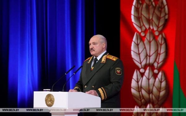 Александр Лукашенко обратился к украинскому народу и руководству страны Александр Лукашенко обратился к украинскому народу и руководству страны