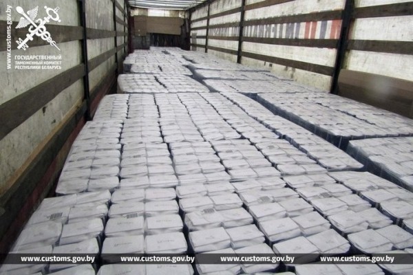 Незаконный вывоз из Беларуси 20 тонн сахара и 20 тонн капусты пресекли таможенники