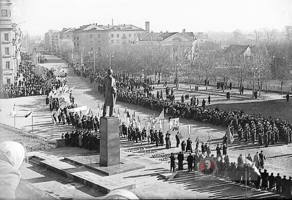 Открытие ДКТ и реконструкция брусчатки. Чем запомнились Барановичам годы Тигра