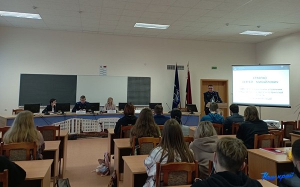 «Работа в следствии помогает обрести опыт в разных сферах жизни». О специфике работы в Следственном комитете рассказали студентам БарГУ