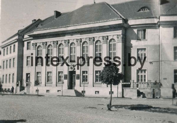 «Стрельба длилась очень долго… Земля шевелилась». Как уничтожали гетто в Барановичах