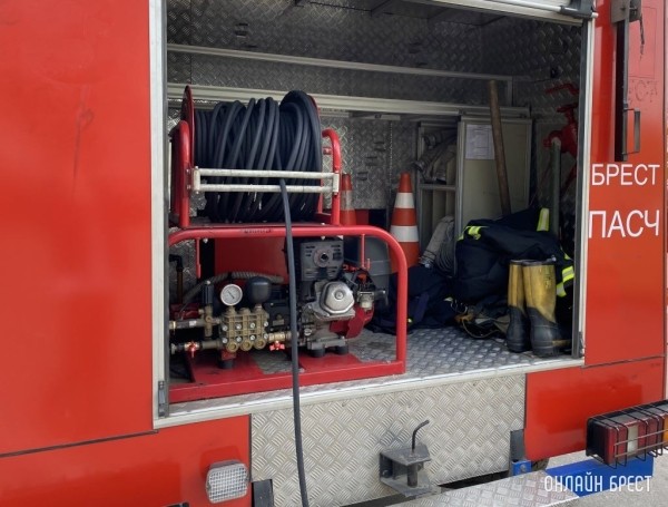 На даче около Бреста на пожаре погиб 25-летний мужчина