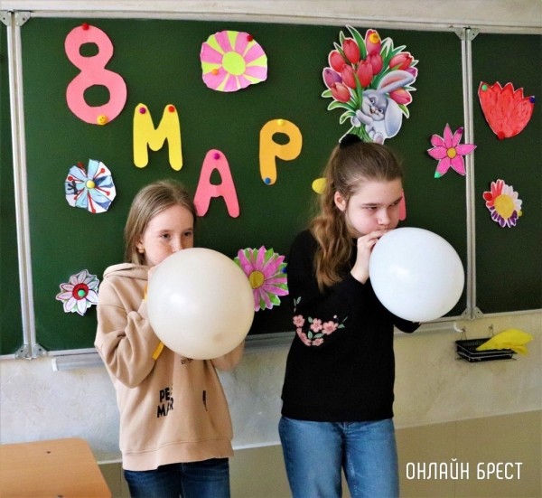 Читатель: Конкурсная программа к Международному женскому дню в средней школе № 28 г. Бреста
             
                Читатель: Конкурсная программа к Международному женскому дню в средней школе № 28 г. Бреста
