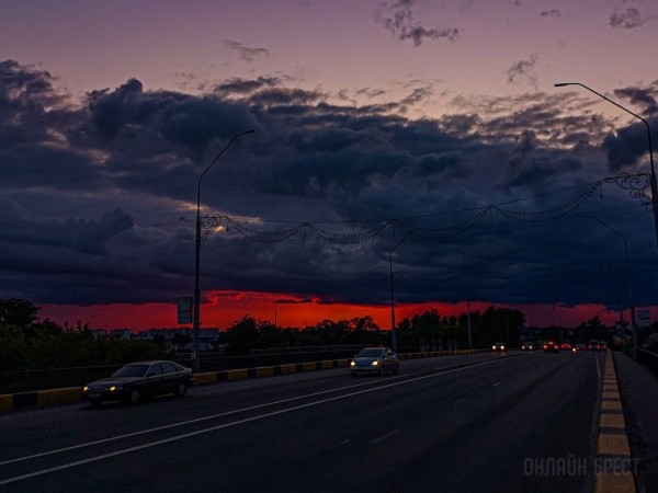 
                Подборка красивых закатов в Бресте
            