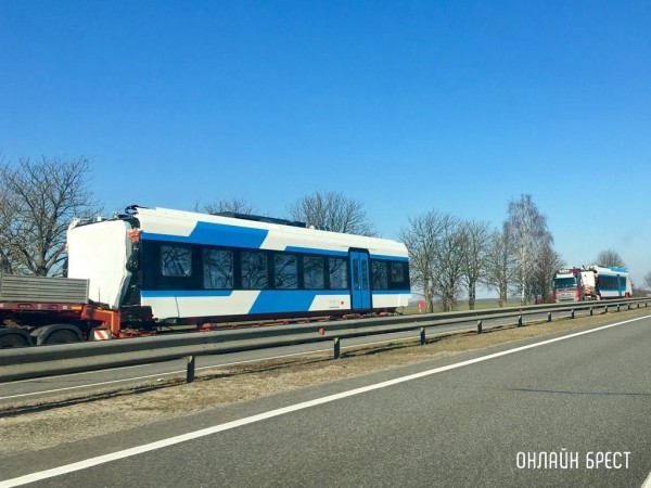 Читатель: Пару дней назад в сторону Бреста везли вагоны. Куда их потом направляют?
             
                Читатель: Пару дней назад в сторону Бреста везли вагоны. Куда их потом направляют?
