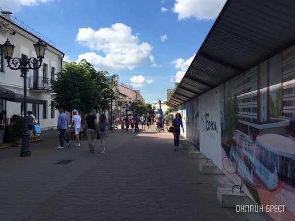 США запретили поставлять в Беларусь и Россию предметы роскоши