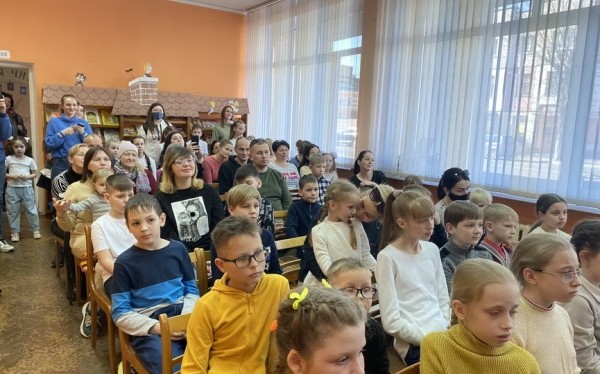 В Барановичах торжественно открыли Неделю детской и юношеской книги В Барановичах торжественно открыли Неделю детской и юношеской книги