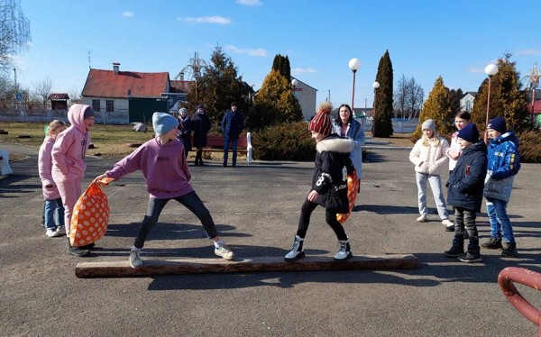 Масленица-2022: как прошли народные гулянья в Барановичском районе  Масленица-2022: как прошли народные гулянья в Барановичском районе