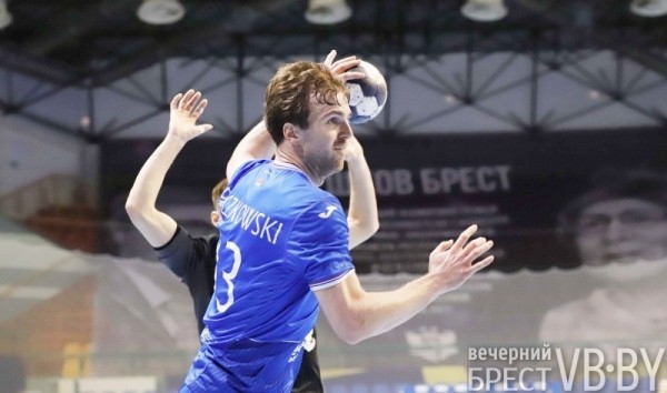 Павел Пачковски также расторг соглашение с брестскими «мешковцами» Павел Пачковски также расторг соглашение с брестскими «мешковцами»