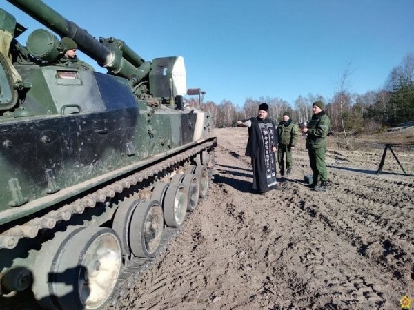 Военнослужащие 111-й артиллерийской бригады приступили к выполнению плановых задач в рамках полевого выхода на полигон «Брестский» Военнослужащие 111-й артиллерийской бригады приступили к выполнению плановых задач в рамках полевого выхода на полигон «Брестский»