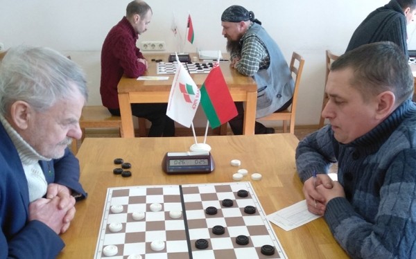  Чемпионат Барановичей по шашкам выявил победителей