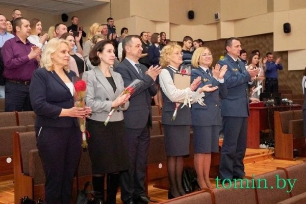 Брестских школьников посвятили в учащиеся таможенного класса Брестских школьников посвятили в учащиеся таможенного класса