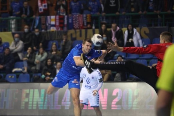 Матч гандбольной Лиги чемпионов среди мужских команд в Бресте отменен