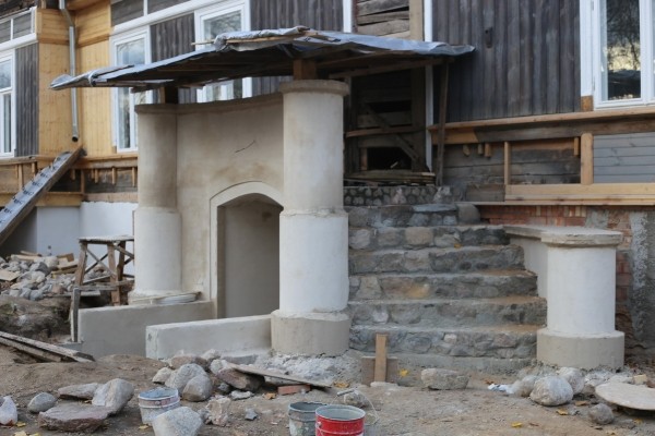 Путешествие одного дня: Очаровательная часовня и загадочная усадьба – что посмотреть и чему удивиться в Грушевке Путешествие одного дня: Очаровательная часовня и загадочная усадьба – что посмотреть и чему удивиться в Грушевке