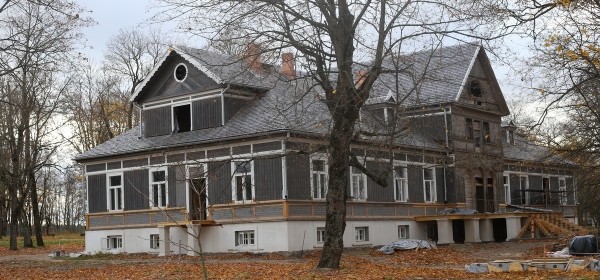 Путешествие одного дня: Очаровательная часовня и загадочная усадьба – что посмотреть и чему удивиться в Грушевке Путешествие одного дня: Очаровательная часовня и загадочная усадьба – что посмотреть и чему удивиться в Грушевке