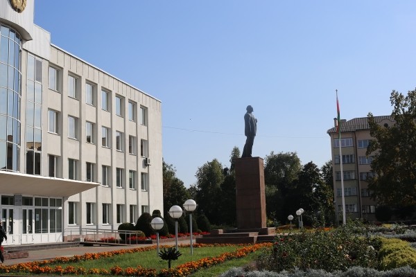 Путешествие одного дня: Старинный дворец и Шыбельная гора, что еще посмотреть и чему удивиться в Ивацевичах Путешествие одного дня: Старинный дворец и Шыбельная гора, что еще посмотреть и чему удивиться в Ивацевичах