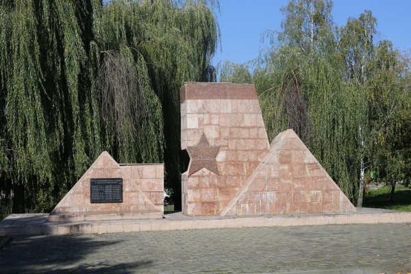 Путешествие одного дня: Старинный дворец и Шыбельная гора, что еще посмотреть и чему удивиться в Ивацевичах Путешествие одного дня: Старинный дворец и Шыбельная гора, что еще посмотреть и чему удивиться в Ивацевичах