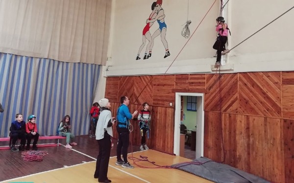 Соревнования по технике туризма среди учащихся прошли в Барановичах