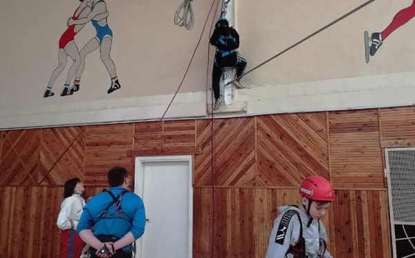 Соревнования по технике туризма среди учащихся прошли в Барановичах