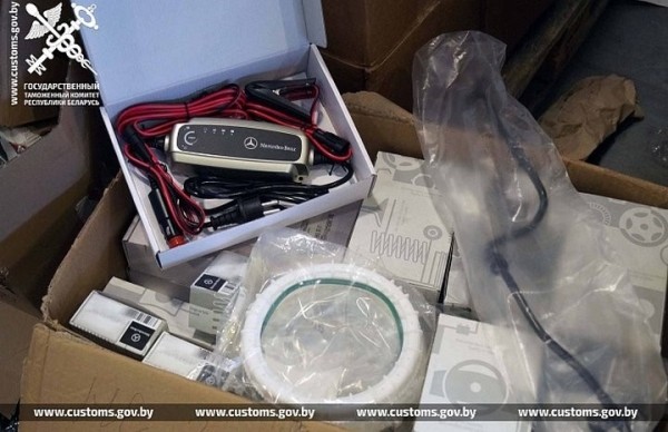 Нелегальные гаджеты на 2 млн рублей задержали на границе