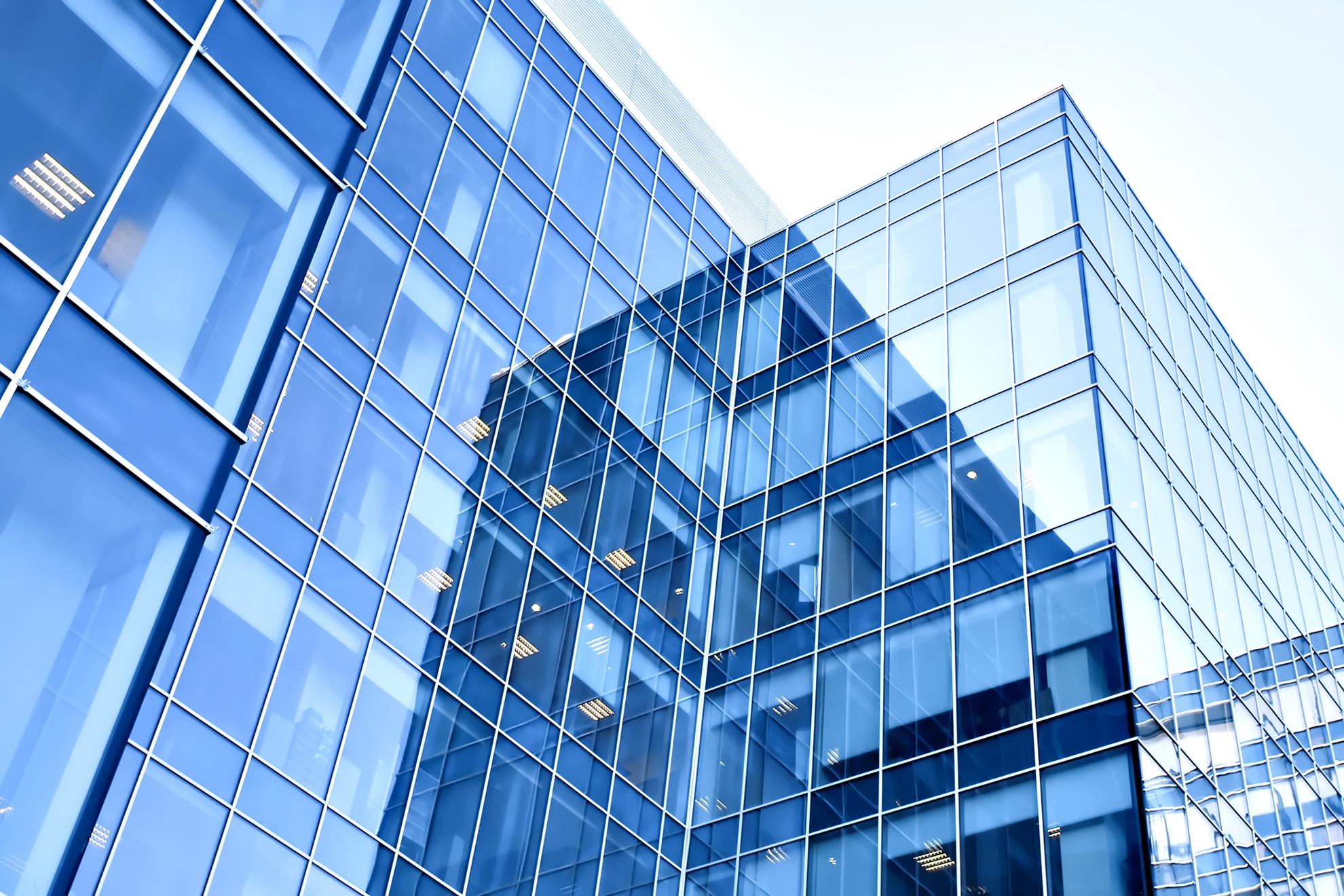 Инвестиции в недвижимость: стратегии, преимущества и риски