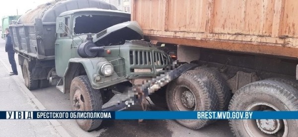 ДТП с двумя грузовыми автомобилями в городе Ивацевичи
