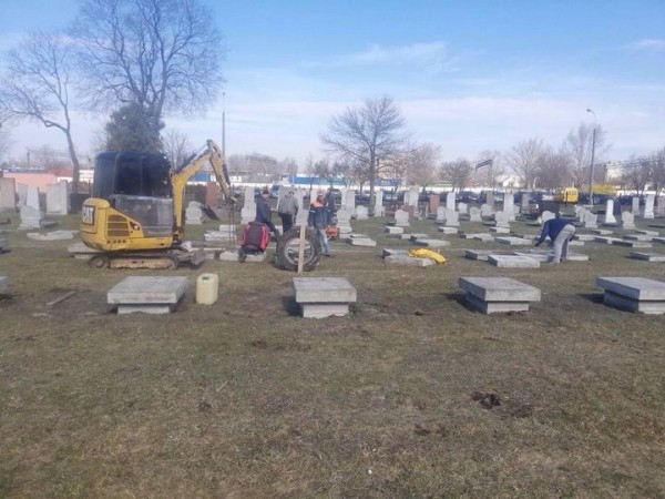 В Бресте проводятся ремонтно-реставрационные работы на Гарнизонном кладбище