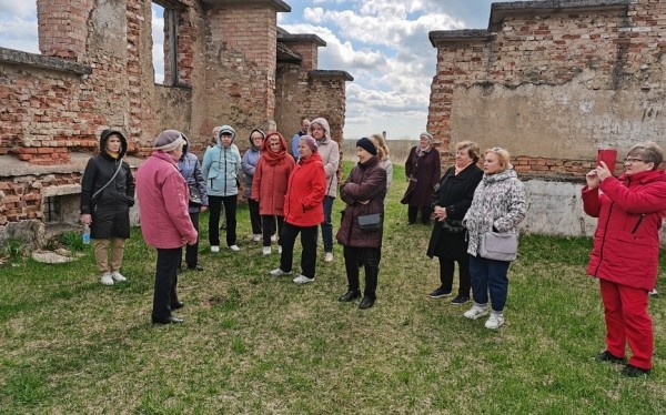 Экскурсионный тур «Следы истории войны» раскрыл барановичанам трагичные страницы военных лет