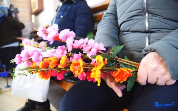 Православные христиане отмечают Вербное воскресенье Православные христиане отмечают Вербное воскресенье