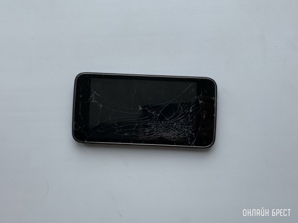 Вреден ли для глаз разбитый экран смартфона? Вреден ли для глаз разбитый экран смартфона?