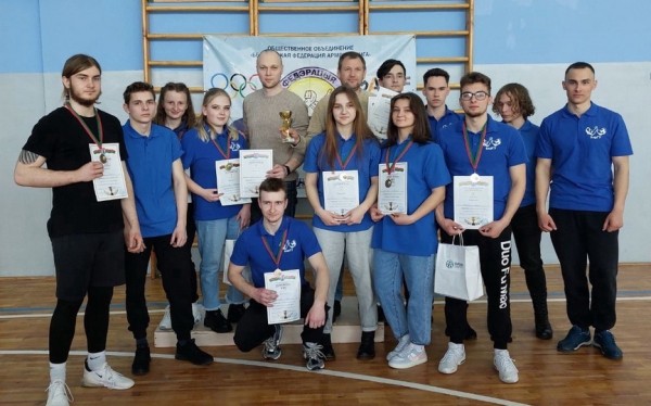 Барановичские студенты – победители столичного первенства по армрестлингу Барановичские студенты – победители столичного первенства по армрестлингу