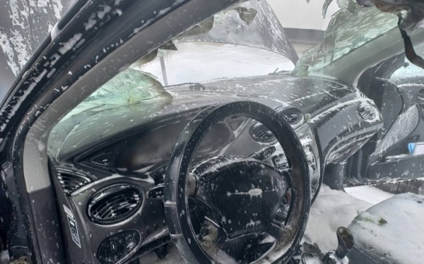 Фотофакт. Автомобиль загорелся в Барановичах