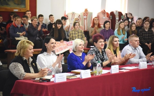 Фоторепортаж. «Мисс Весну» выбрали в Барановичском районе