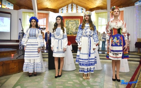Фоторепортаж. «Мисс Весну» выбрали в Барановичском районе