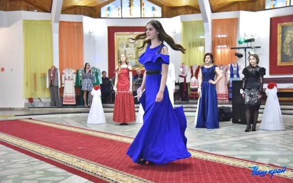 Фоторепортаж. «Мисс Весну» выбрали в Барановичском районе