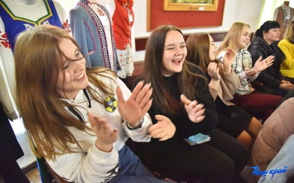 Фоторепортаж. «Мисс Весну» выбрали в Барановичском районе