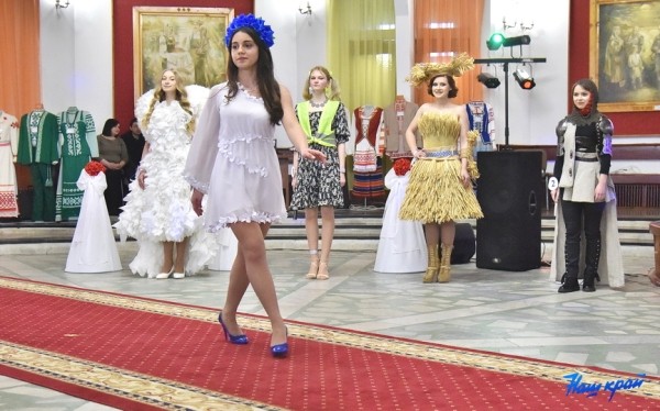 Фоторепортаж. «Мисс Весну» выбрали в Барановичском районе