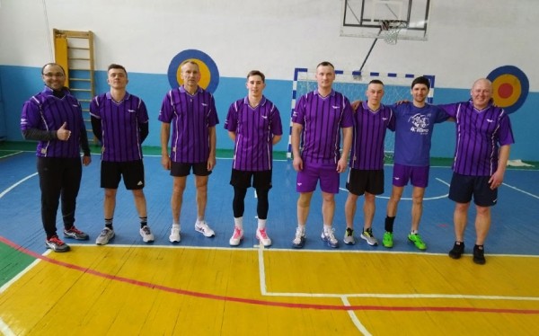 Где в Барановичах работают самые страстные волейболисты Где в Барановичах работают самые страстные волейболисты