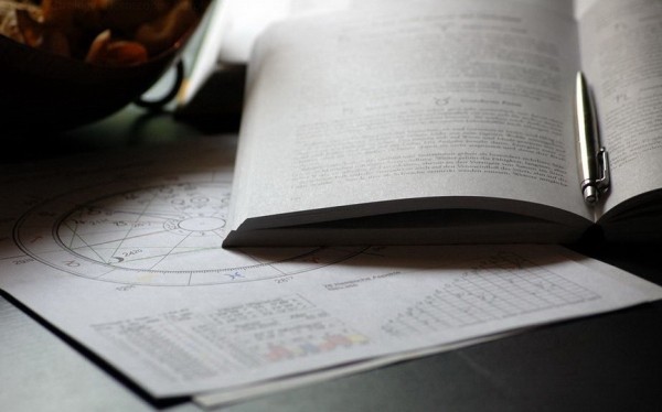 Гороскоп на неделю с 4 по 10 апреля. У Близнецов все получится, а Ракам следует прислушаться к интуиции