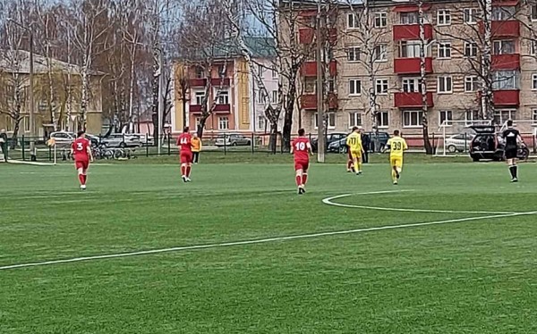 Холодный «душ» - в холодный дождь. ФК «Сморгонь» - ФК «Барановичи» - 3:0 Холодный «душ» - в холодный дождь. ФК «Сморгонь» - ФК «Барановичи» - 3:0